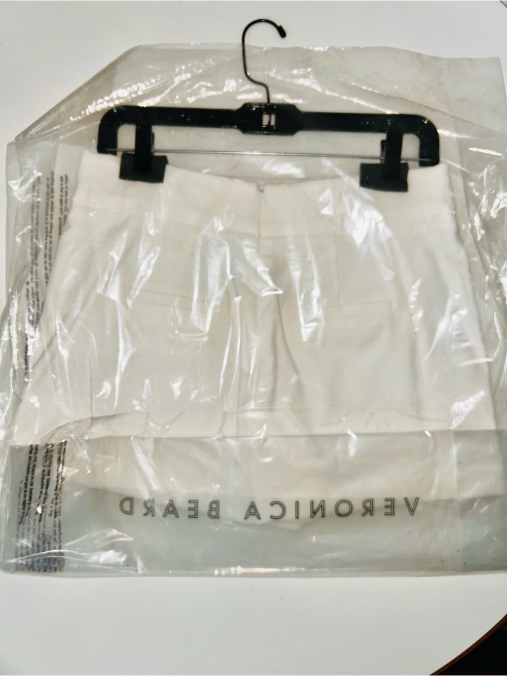 New Veronica Beard White Cream Kimm Short Size 6 - Picture 3 of 7